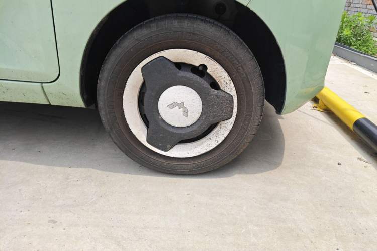 Used Wuling Hongguang MINIEV 2021 Macaron Fashion Model Lithium Iron Phosphate Exterior 1