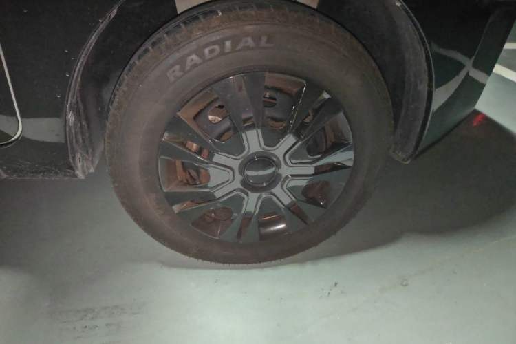 Used Wuling Hongguang MINIEV 2021 Macaron Fashion Model Lithium Iron Phosphate Exterior 1