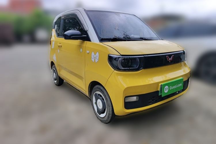Used Wuling Hongguang MINIEV 2021 Macaron Premium Model – Lithium-NMC Front Right 45 Deg