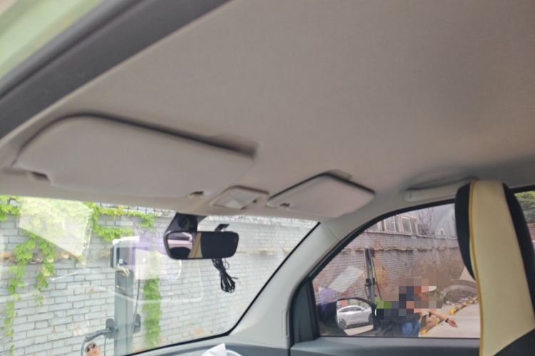 Used Wuling Hongguang MINIEV 2021 Macaron Fashion Model Lithium Iron Phosphate Headliner