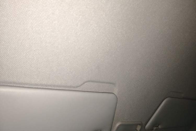Used Wuling Hongguang MINIEV 2021 Macaron Premium Model – Lithium Iron Phosphate Headliner