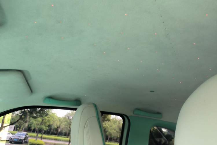 Used Wuling Hongguang MINIEV 2021 Macaron Fashion Model Lithium Iron Phosphate Headliner