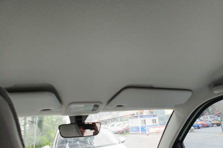 Used Wuling Hongguang MINIEV 2021 Macaron Premium Model – Lithium Iron Phosphate Headliner