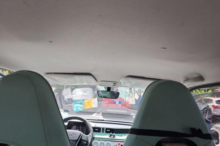 Used Wuling Hongguang MINIEV 2021 Macaron Premium Model – Lithium Iron Phosphate Headliner