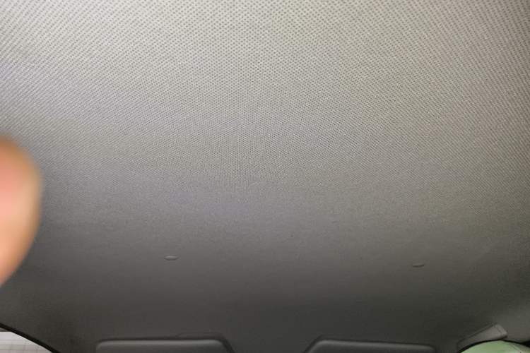 Used Wuling Hongguang MINIEV 2021 Macaron Premium Model – Lithium Iron Phosphate Headliner