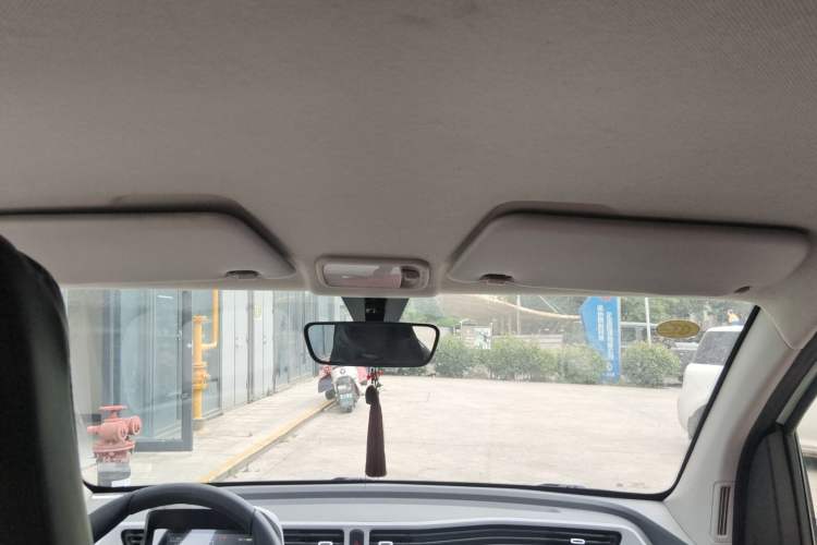 Used Wuling Hongguang MINIEV 2021 Macaron Premium Model – Lithium Iron Phosphate Headliner