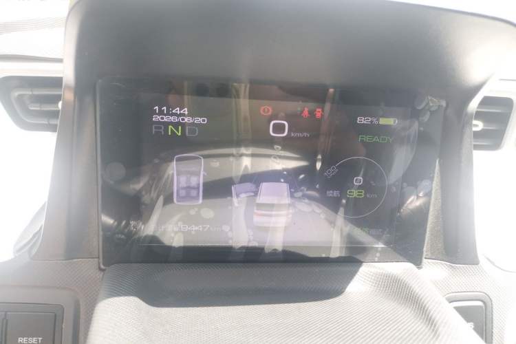 Used Wuling Hongguang MINIEV 2021 Macaron Fashion Model Lithium Iron Phosphate Instrument Cluster
