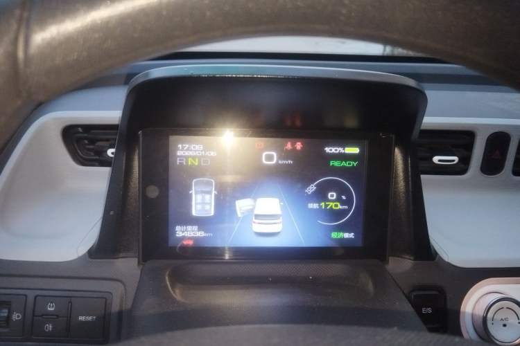 Used Wuling Hongguang MINIEV 2021 Macaron Premium Model – Lithium Iron Phosphate Instrument Cluster