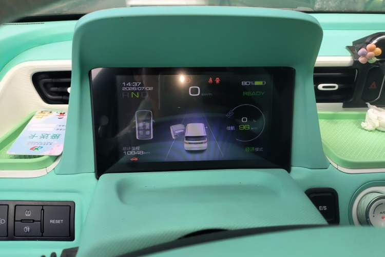 Used Wuling Hongguang MINIEV 2021 Macaron Fashion Model Lithium Iron Phosphate Instrument Cluster
