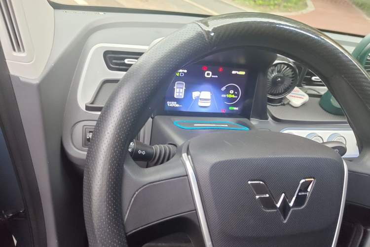 Used Wuling Hongguang MINIEV 2021 Macaron Premium Model – Lithium Iron Phosphate Instrument Cluster