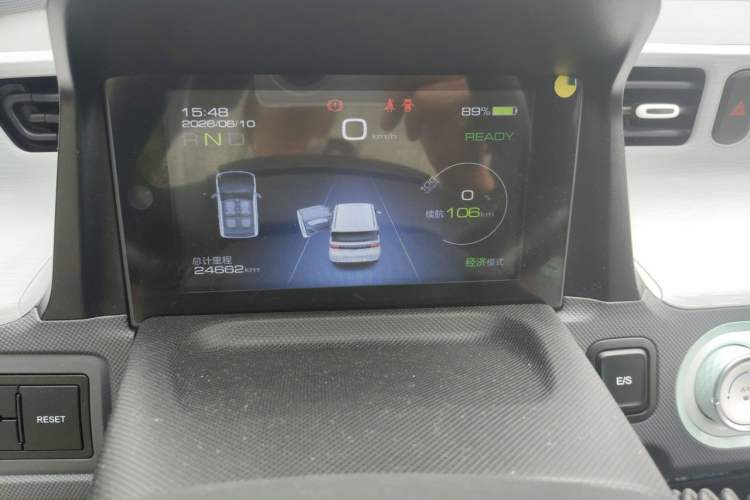 Used Wuling Hongguang MINIEV 2021 Macaron Fashion Model Lithium Iron Phosphate Instrument Cluster