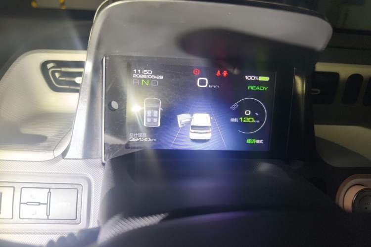 Used Wuling Hongguang MINIEV 2021 Macaron Fashion Model Lithium Iron Phosphate Instrument Cluster