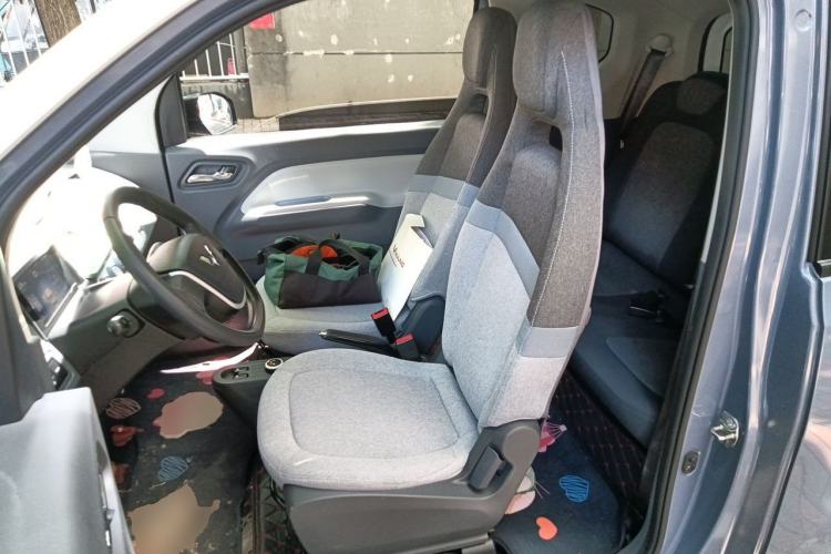 Used Wuling Hongguang MINIEV 2021 Macaron Premium Model – Lithium Iron Phosphate Left Front Seat