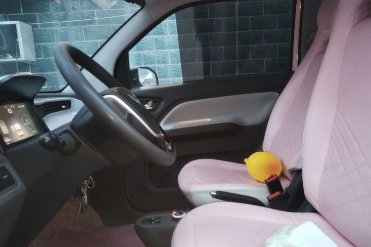 Used Wuling Hongguang MINIEV 2021 Macaron Premium Model – Lithium Iron Phosphate Left Front Seat
