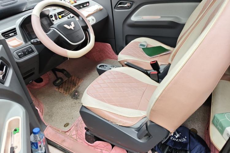 Used Wuling Hongguang MINIEV 2021 Macaron Fashion Model Lithium Iron Phosphate Left Front Seat