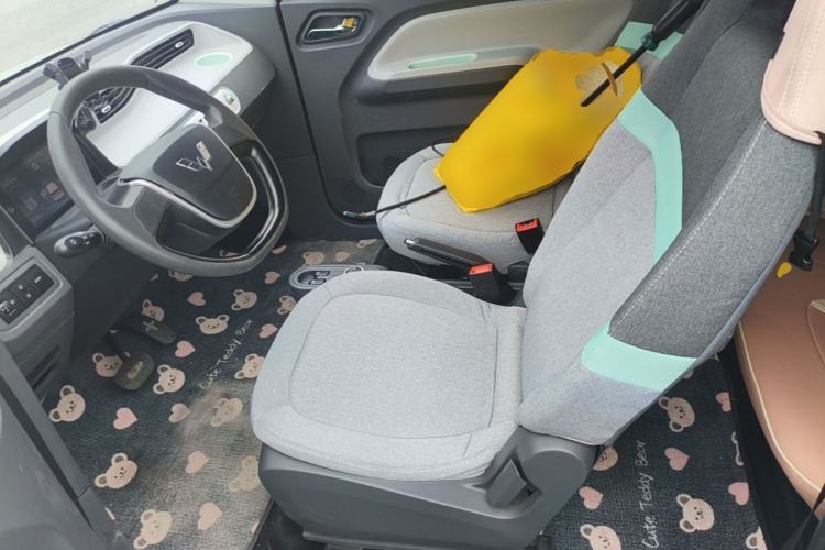 Used Wuling Hongguang MINIEV 2021 Macaron Premium Model – Lithium Iron Phosphate Left Front Seat