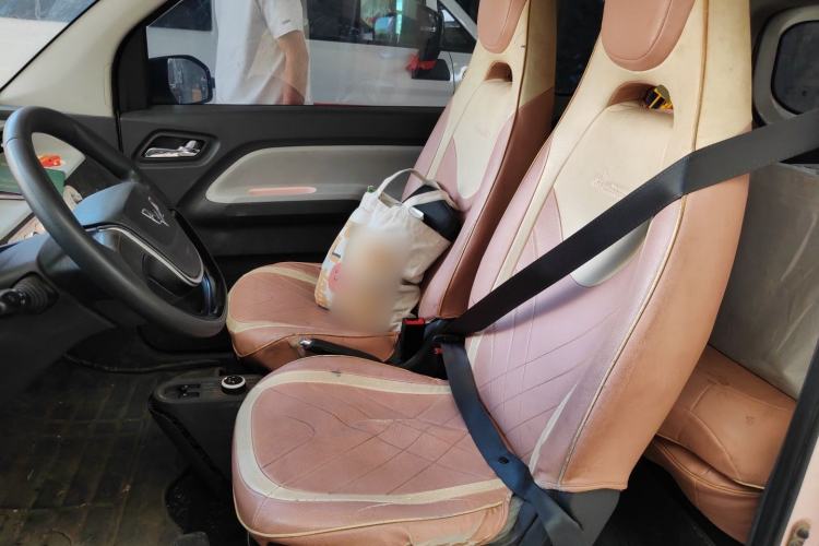 Used Wuling Hongguang MINIEV 2021 Macaron Fashion Model Lithium Iron Phosphate Left Front Seat