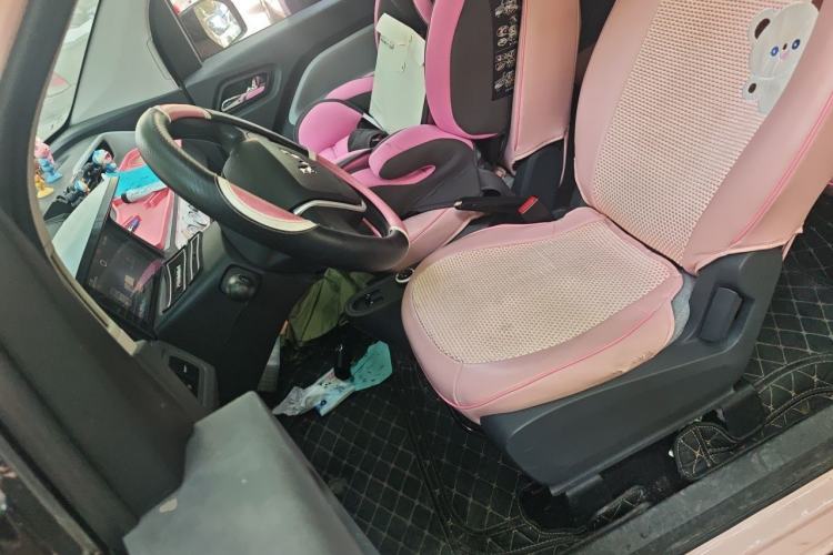 Used Wuling Hongguang MINIEV 2021 Macaron Fashion Model Lithium Iron Phosphate Left Front Seat