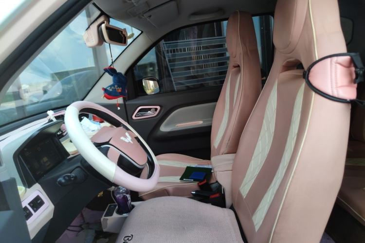 Used Wuling Hongguang MINIEV 2021 Macaron Premium Model – Lithium Iron Phosphate Left Front Seat