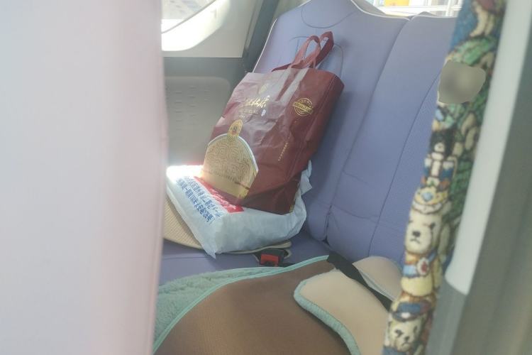Used Wuling Hongguang MINIEV 2021 Macaron Fashion Model Lithium Iron Phosphate Left Rear Seat
