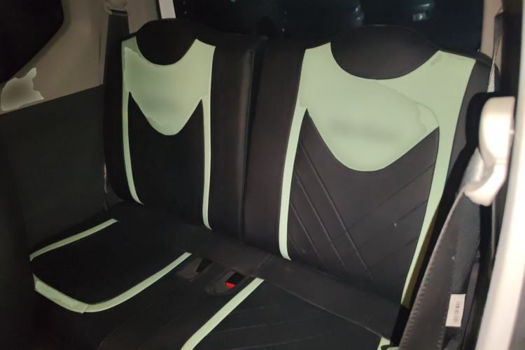 Used Wuling Hongguang MINIEV 2021 Macaron Fashion Edition Lithium-Ion Battery Left Rear Seat