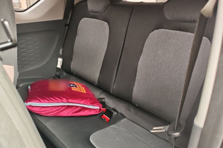 Used Wuling Hongguang MINIEV 2021 Macaron Fashion Edition Lithium-Ion Battery Left Rear Seat