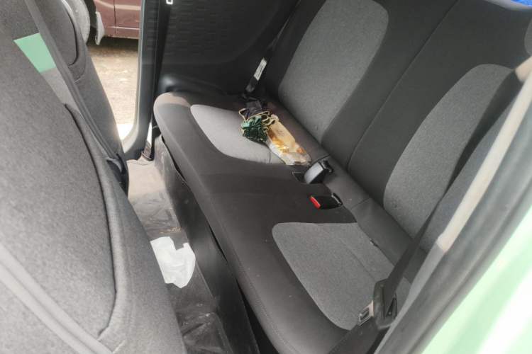 Used Wuling Hongguang MINIEV 2021 Macaron Premium Model – Lithium-NMC Left Rear Seat
