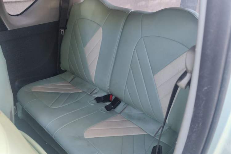 Used Wuling Hongguang MINIEV 2021 Macaron Premium Model – Lithium-NMC Left Rear Seat