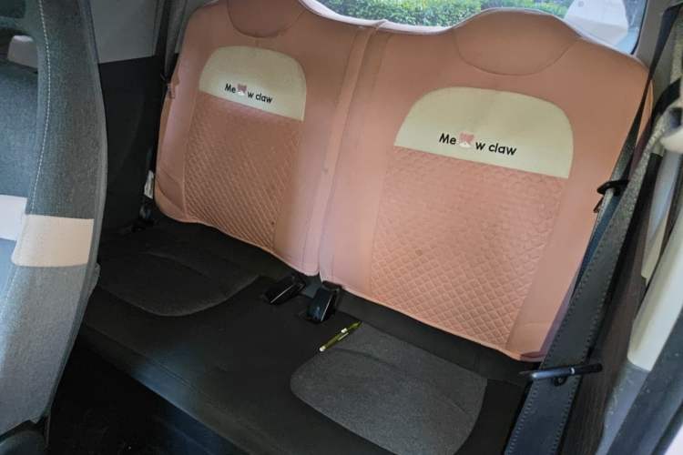 Used Wuling Hongguang MINIEV 2021 Macaron Premium Model – Lithium Iron Phosphate Left Rear Seat