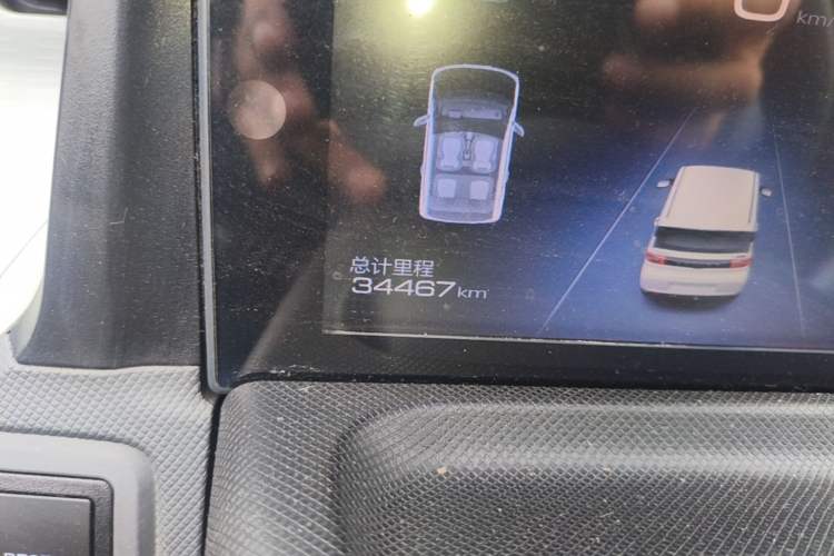 Used Wuling Hongguang MINIEV 2021 Macaron Premium Model – Lithium Iron Phosphate Odometer Close Up