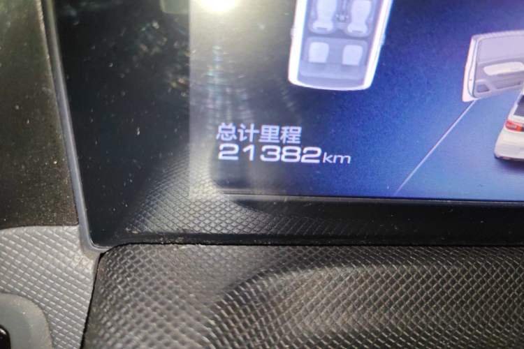 Used Wuling Hongguang MINIEV 2021 Macaron Fashion Model Lithium Iron Phosphate Odometer Close Up
