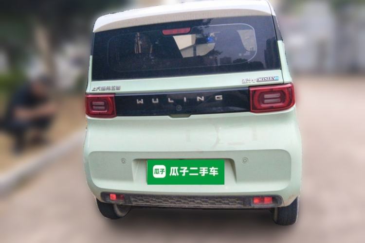 Used Wuling Hongguang MINIEV 2021 Macaron Fashion Model Lithium Iron Phosphate Rear