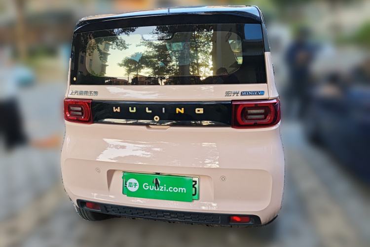 Used Wuling Hongguang MINIEV 2021 Macaron Fashion Model Lithium Iron Phosphate Rear