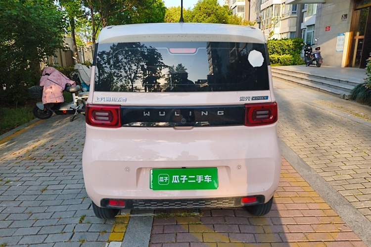Used Wuling Hongguang MINIEV 2021 Macaron Fashion Model Lithium Iron Phosphate Rear