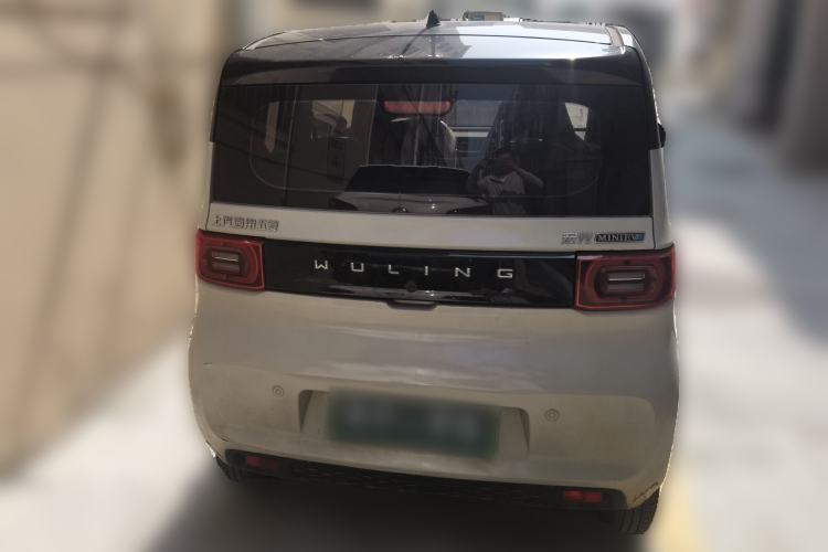 Used Wuling Hongguang MINIEV 2021 Macaron Sandwich Model 170 km Lithium Ternary Rear
