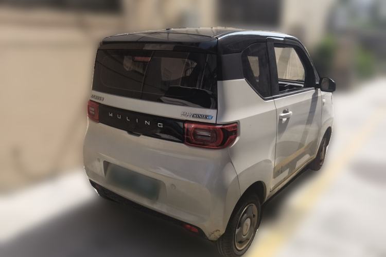 Used Wuling Hongguang MINIEV 2021 Macaron Sandwich Model 170 km Lithium Ternary Rear Right 45 Deg