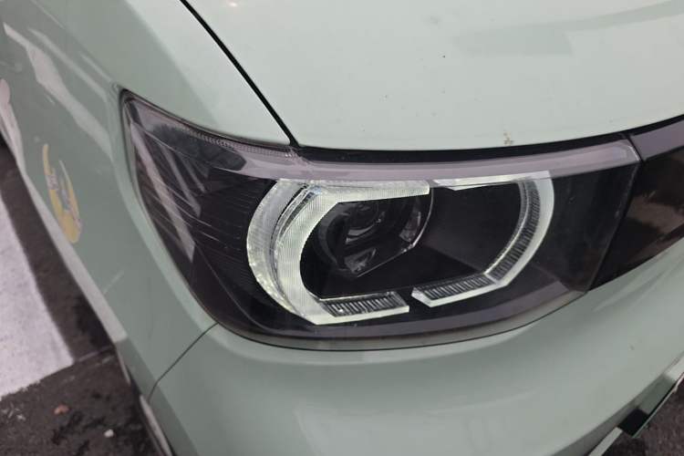 Used Wuling Hongguang MINIEV 2021 Macaron Fashion Model Lithium Iron Phosphate Right Front Headlight
