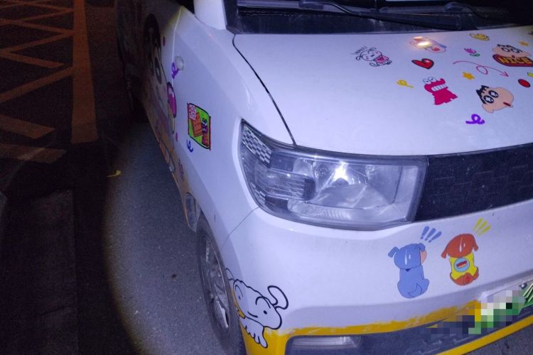 Used Wuling Hongguang MINIEV 2021 Macaron Fashion Model Lithium Iron Phosphate Right Front Headlight