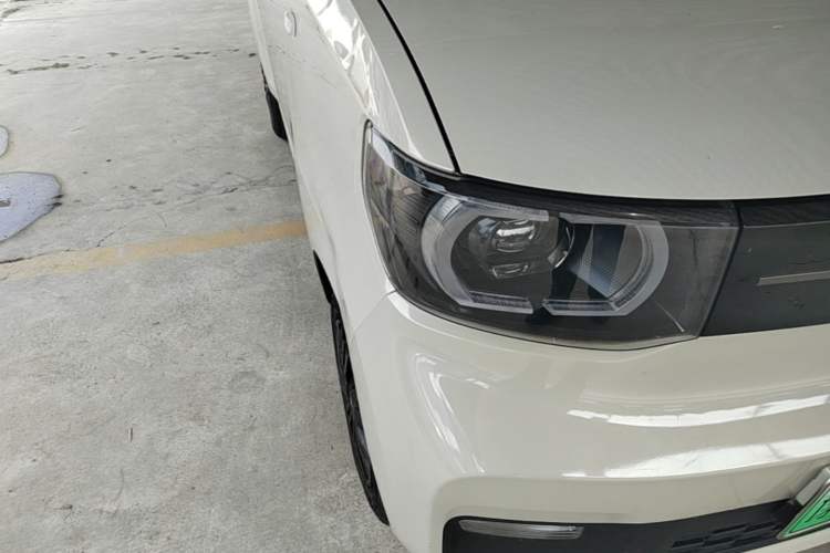 Used Wuling Hongguang MINIEV 2021 Macaron Fashion Edition Lithium-Ion Battery Right Front Headlight