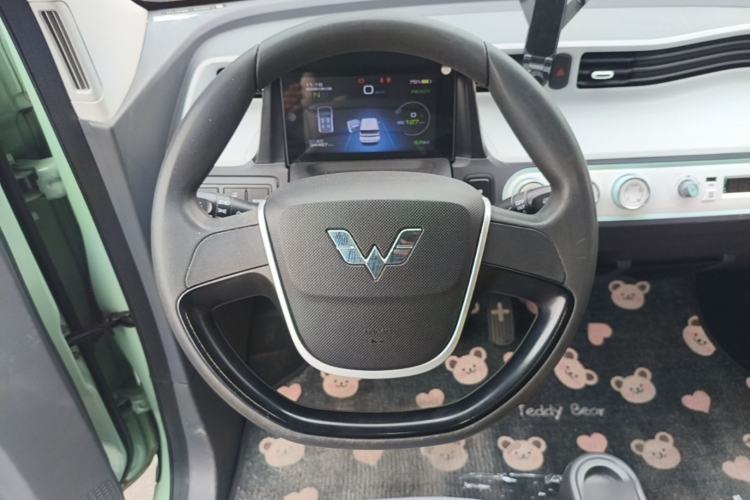 Used Wuling Hongguang MINIEV 2021 Macaron Premium Model – Lithium Iron Phosphate Steering Wheel