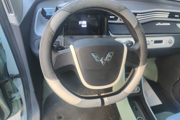 Used Wuling Hongguang MINIEV 2021 Macaron Premium Model – Lithium-NMC Steering Wheel