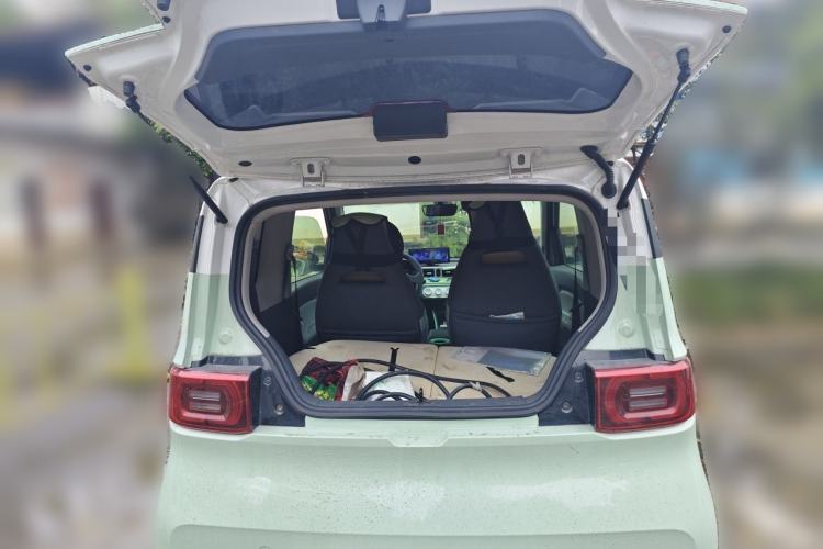 Used Wuling Hongguang MINIEV 2021 Macaron Fashion Model Lithium Iron Phosphate Trunk