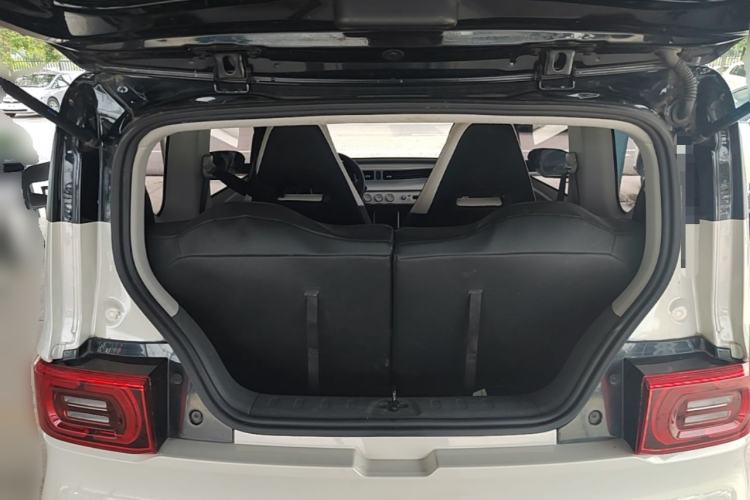 Used Wuling Hongguang MINIEV 2021 Macaron Fashion Edition Lithium-Ion Battery Trunk