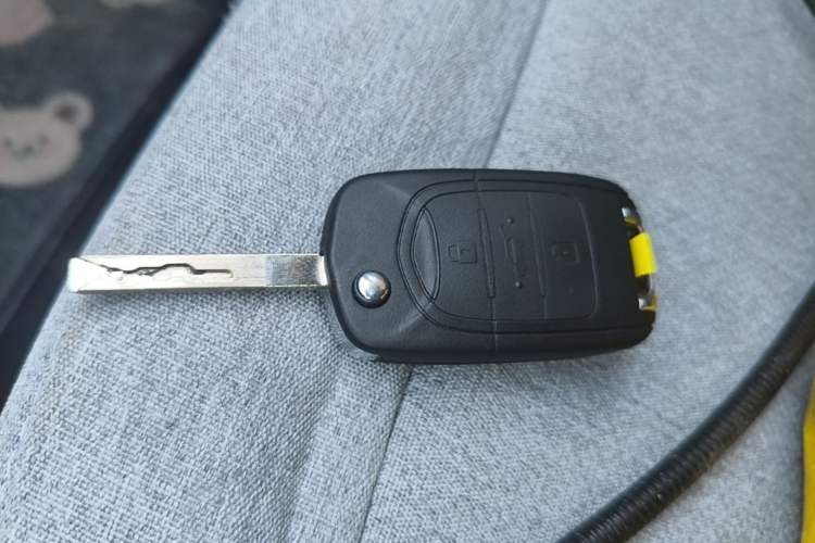 Used Wuling Hongguang MINIEV 2021 Macaron Premium Model – Lithium Iron Phosphate Vehicle Key