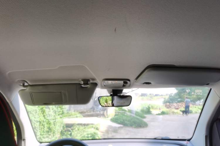 Used Wuling Hongguang MINIEV 2021 Macaron Premium Model – Lithium Iron Phosphate Headliner