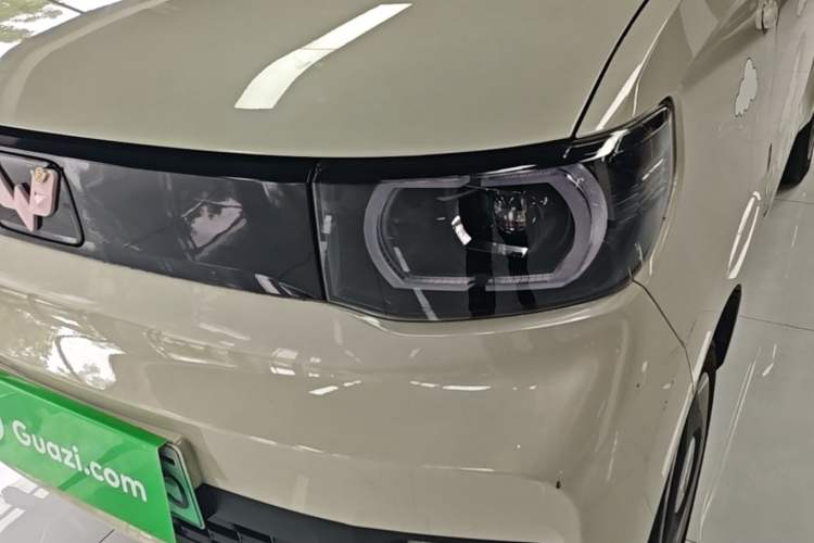 Used Wuling Hongguang MINIEV 2021 Macaron Fashion Model Lithium Iron Phosphate Left Front Headlight