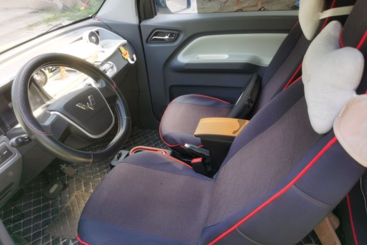 Used Wuling Hongguang MINIEV 2021 Macaron Premium Model – Lithium Iron Phosphate Left Front Seat