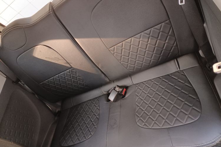 Used Wuling Hongguang MINIEV 2021 Macaron Fashion Model Lithium Iron Phosphate Left Rear Seat