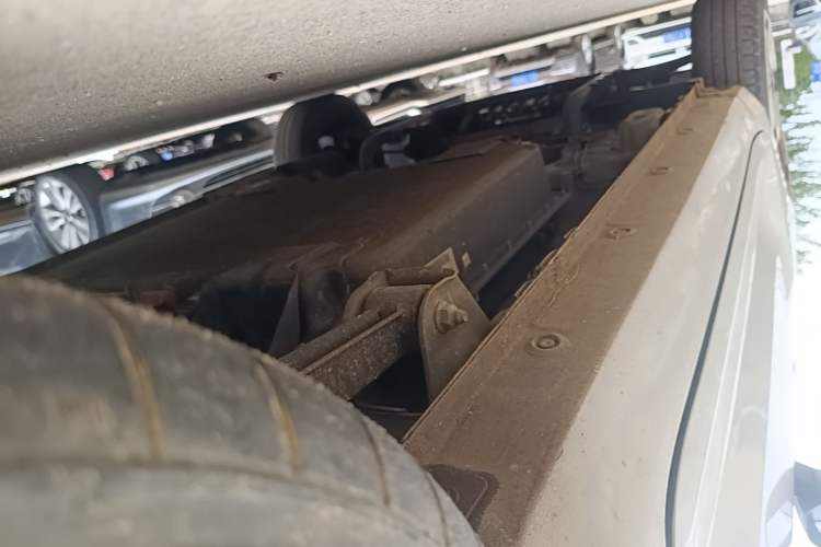 Used Wuling Hongguang MINIEV 2021 Macaron Fashion Edition Lithium-Ion Battery Left Side Sill