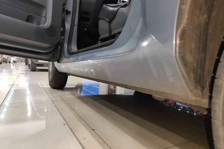 Used Wuling Hongguang MINIEV 2021 Macaron Premium Model – Lithium Iron Phosphate Left Side Sill